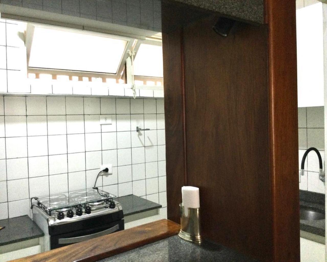 Apartamento à venda com 1 quarto, 50m² - Foto 8