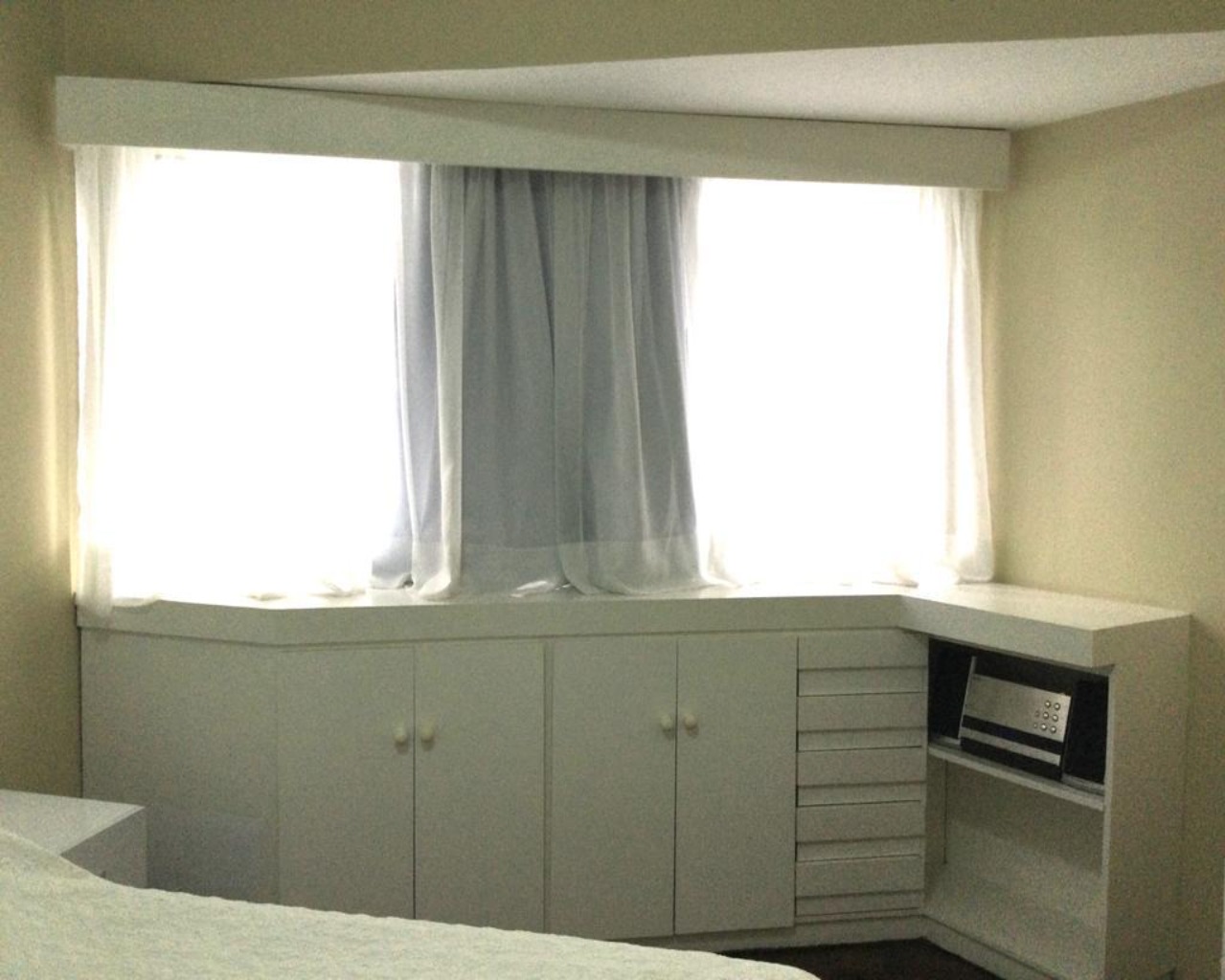 Apartamento à venda com 1 quarto, 50m² - Foto 2