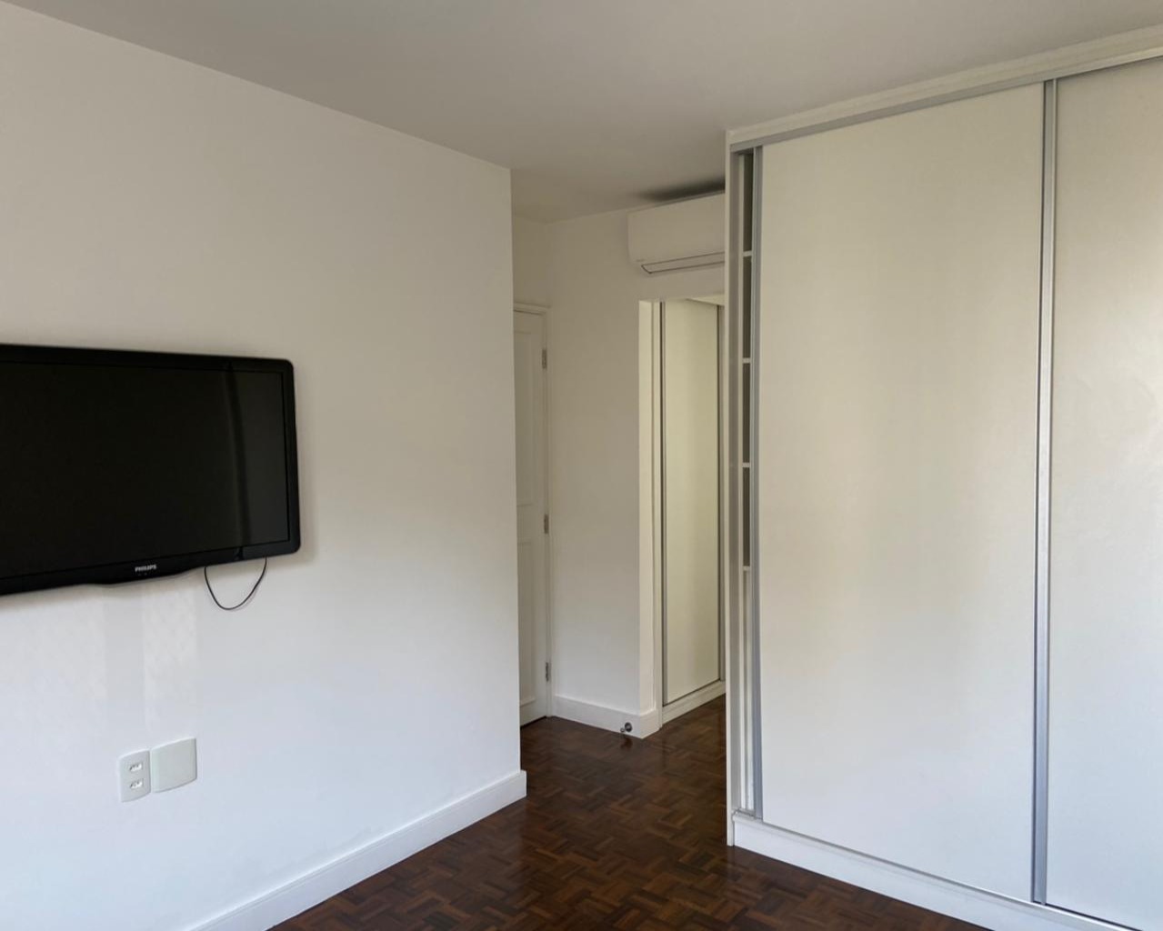 Apartamento para alugar com 2 quartos, 100m² - Foto 8