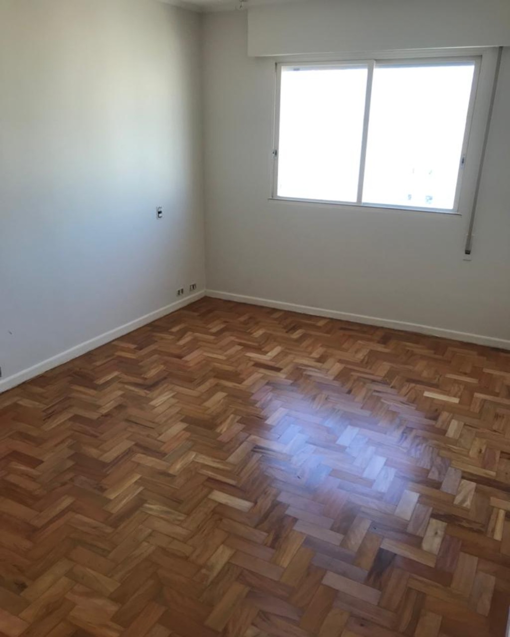 Apartamento para alugar com 3 quartos, 130m² - Foto 6