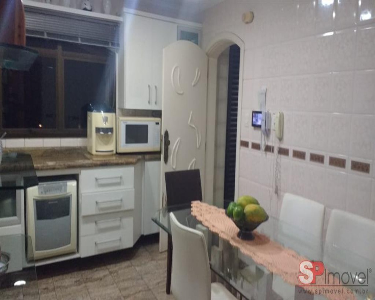 Apartamento à venda com 3 quartos, 213m² - Foto 3