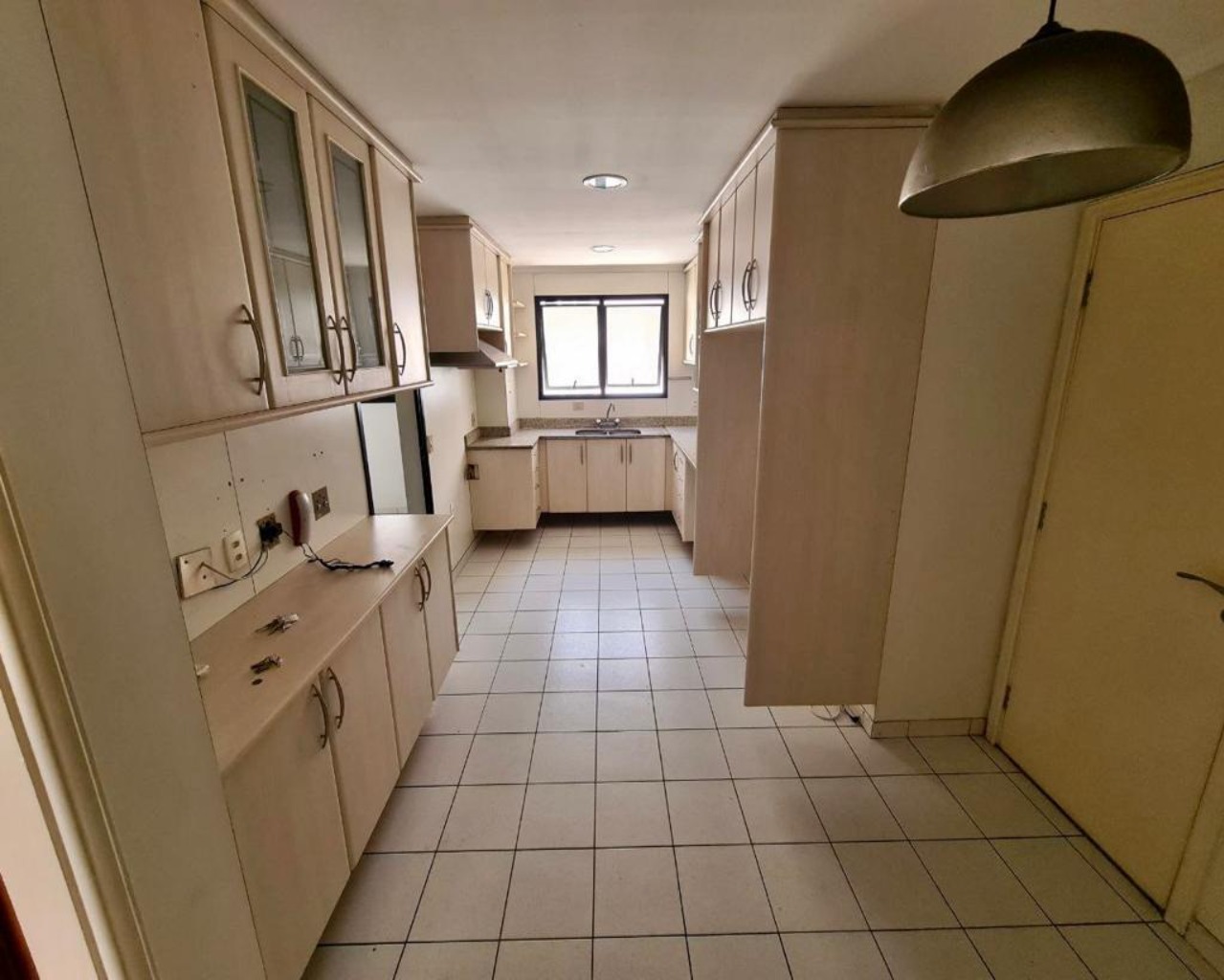 Apartamento para alugar com 4 quartos, 190m² - Foto 5