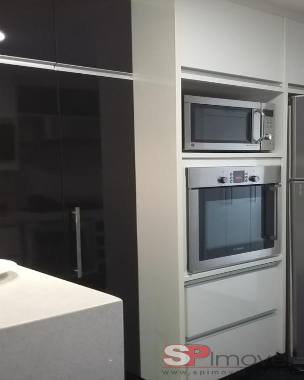 Apartamento à venda com 3 quartos, 112m² - Foto 2