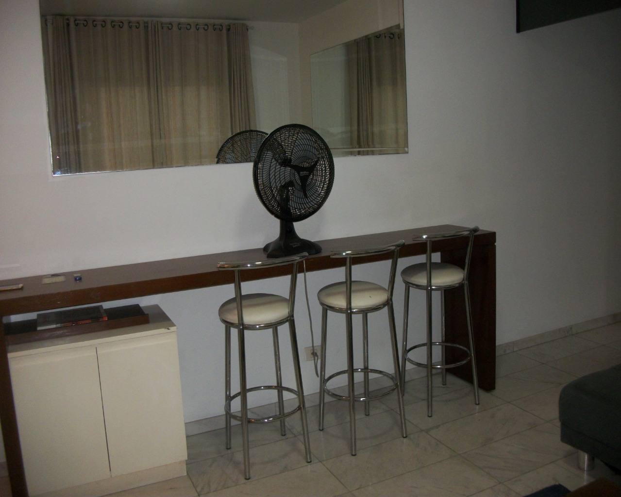 Apartamento para alugar com 1 quarto, 50m² - Foto 11