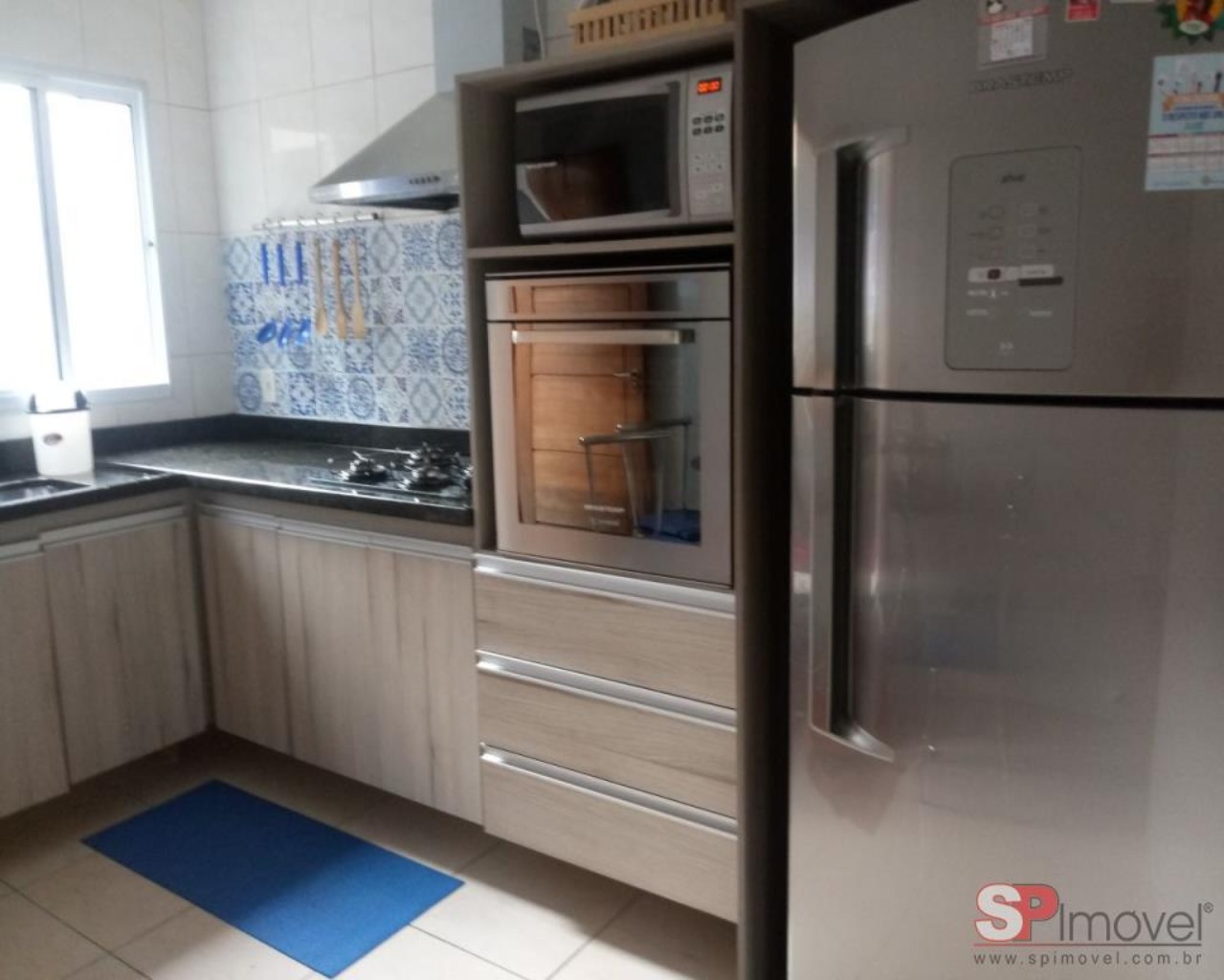 Sobrado à venda com 2 quartos, 100m² - Foto 1