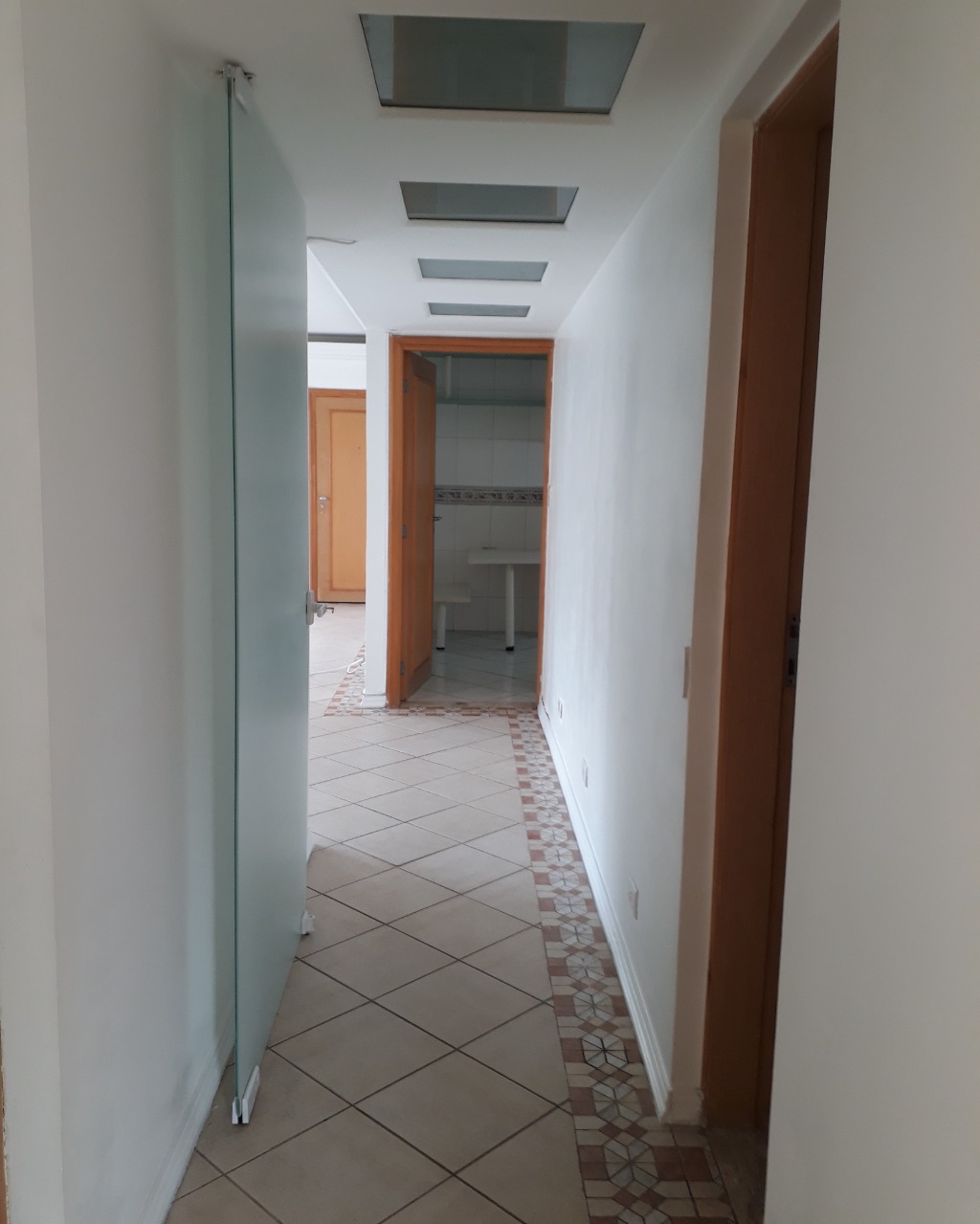 Apartamento para alugar com 3 quartos, 115m² - Foto 33