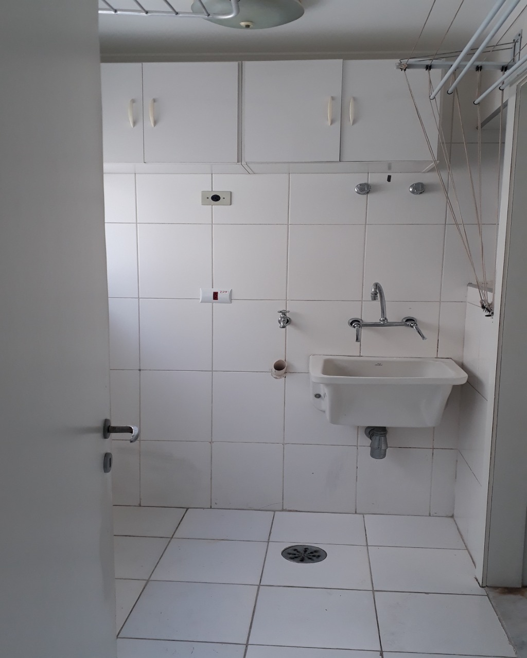 Apartamento para alugar com 3 quartos, 115m² - Foto 13