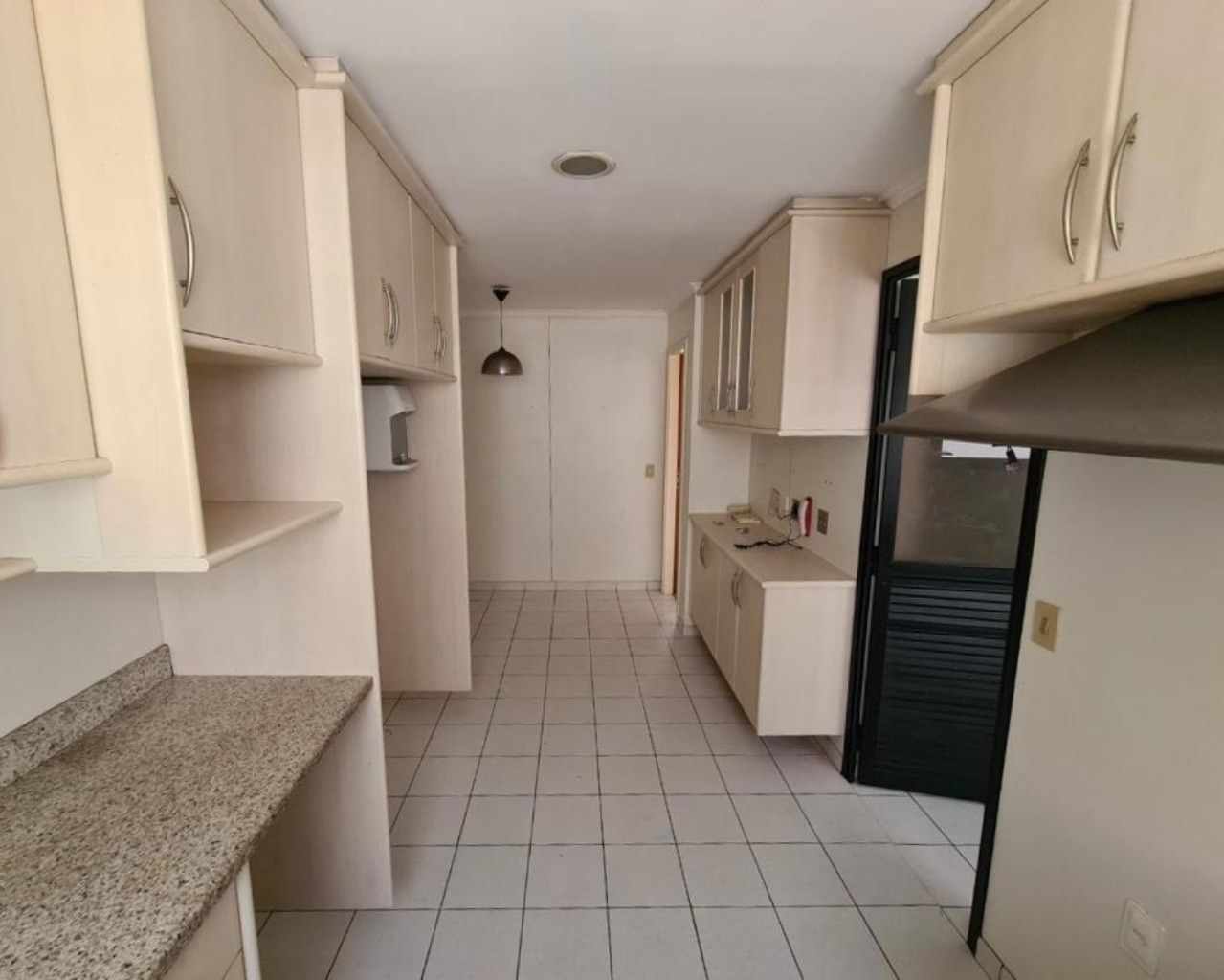 Apartamento para alugar com 4 quartos, 190m² - Foto 27