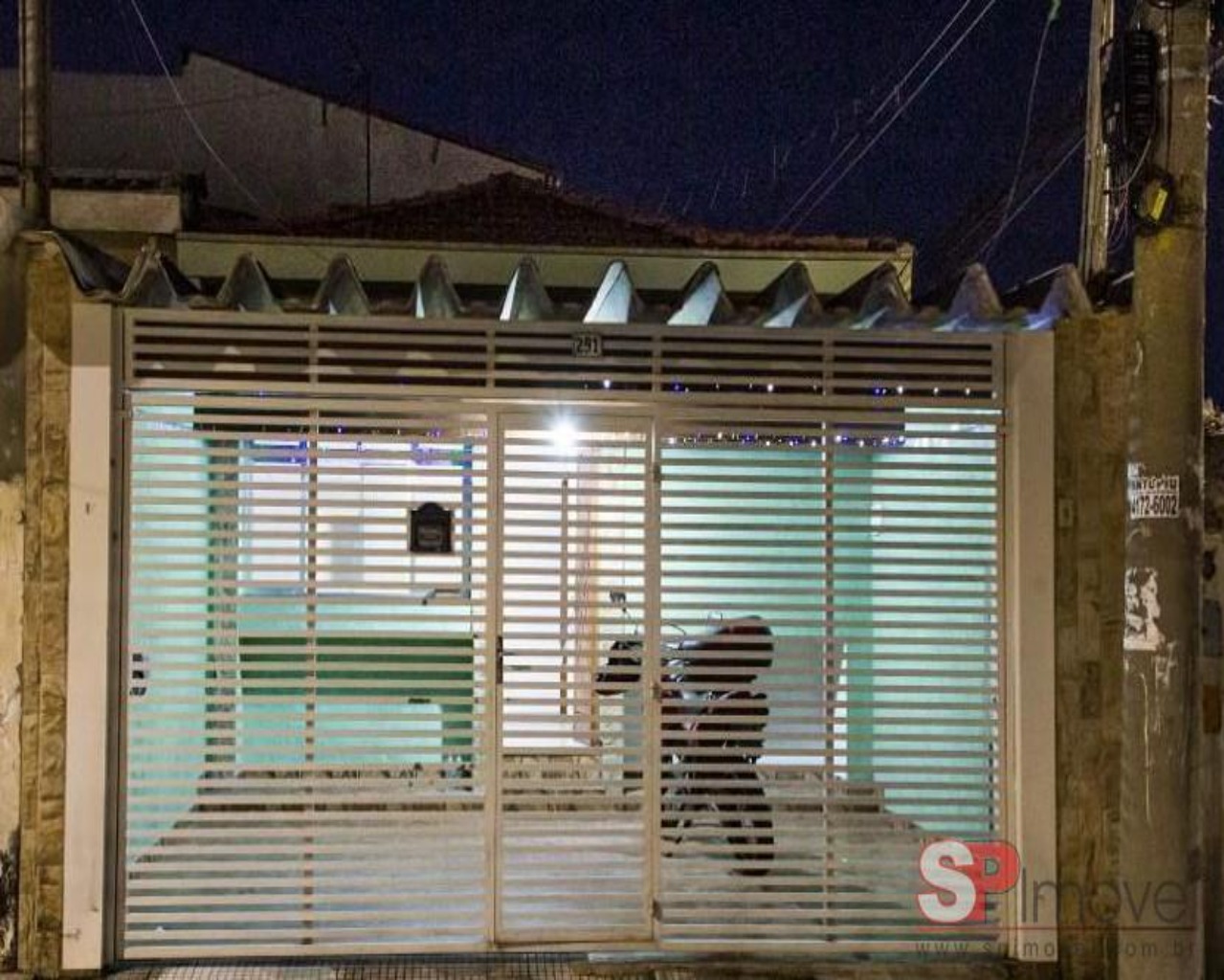 Sobrado à venda com 3 quartos, 100m² - Foto 1