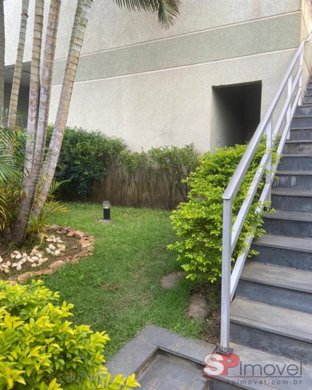 Sobrado à venda com 3 quartos, 110m² - Foto 1