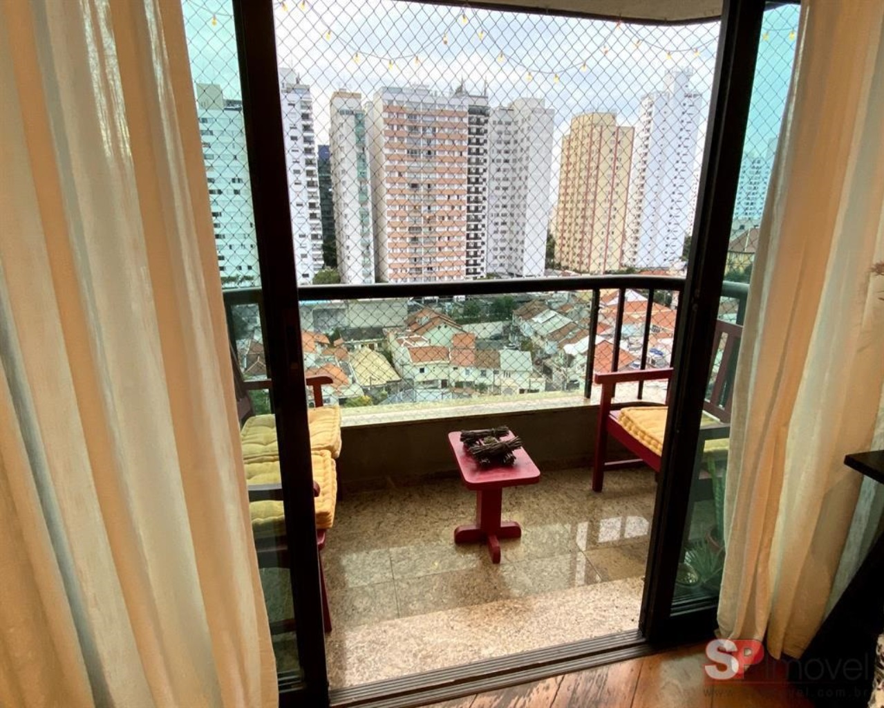 Apartamento à venda com 3 quartos, 146m² - Foto 1