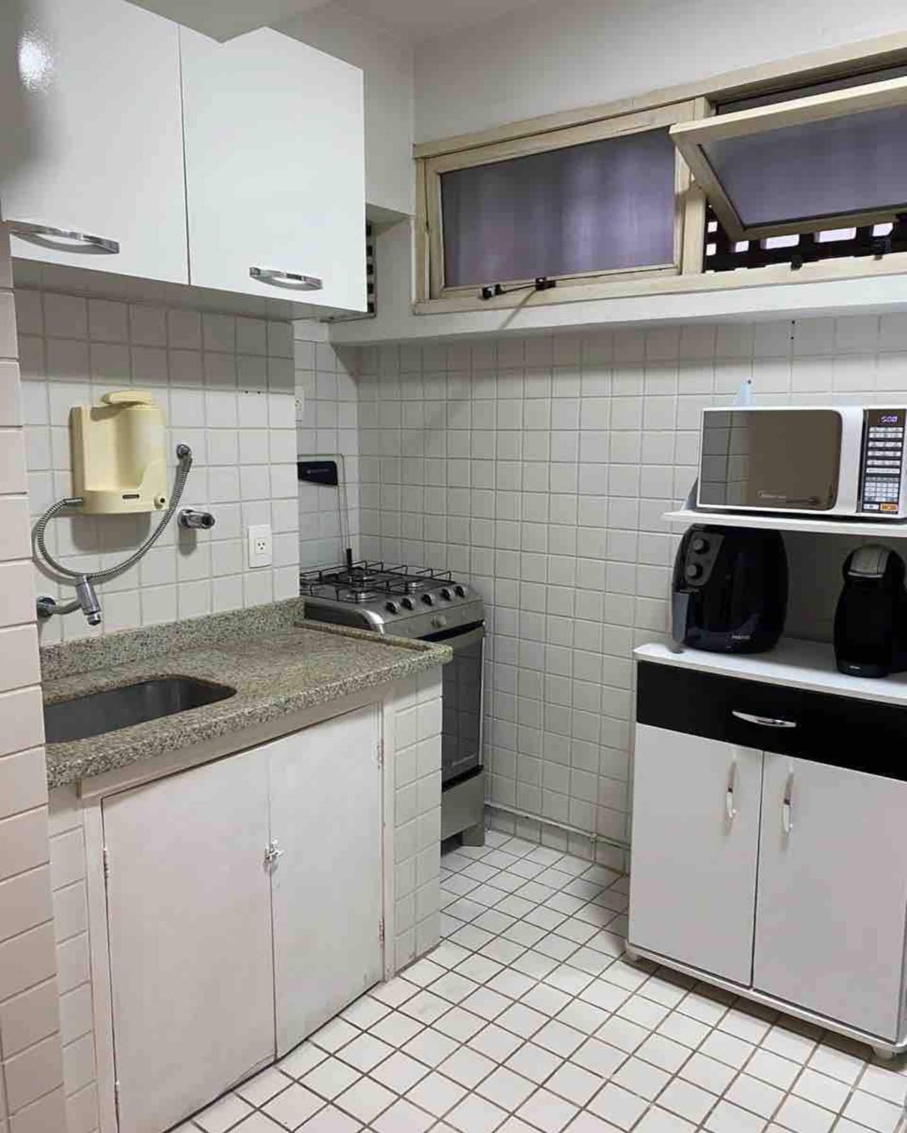 Apartamento para alugar com 1 quarto, 50m² - Foto 5