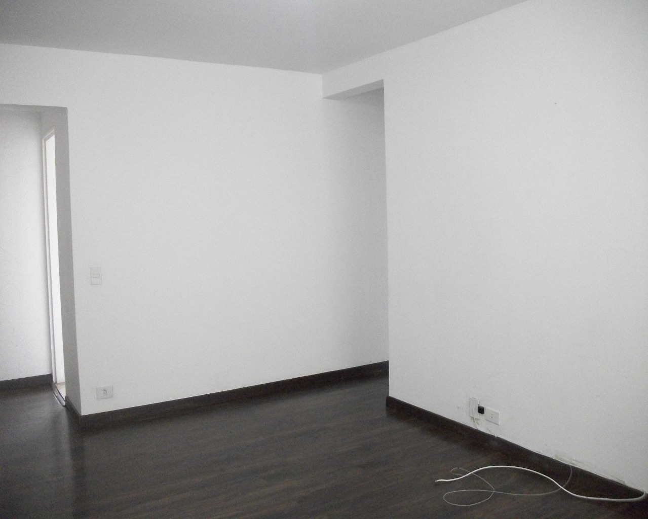 Apartamento à venda com 2 quartos, 85m² - Foto 2