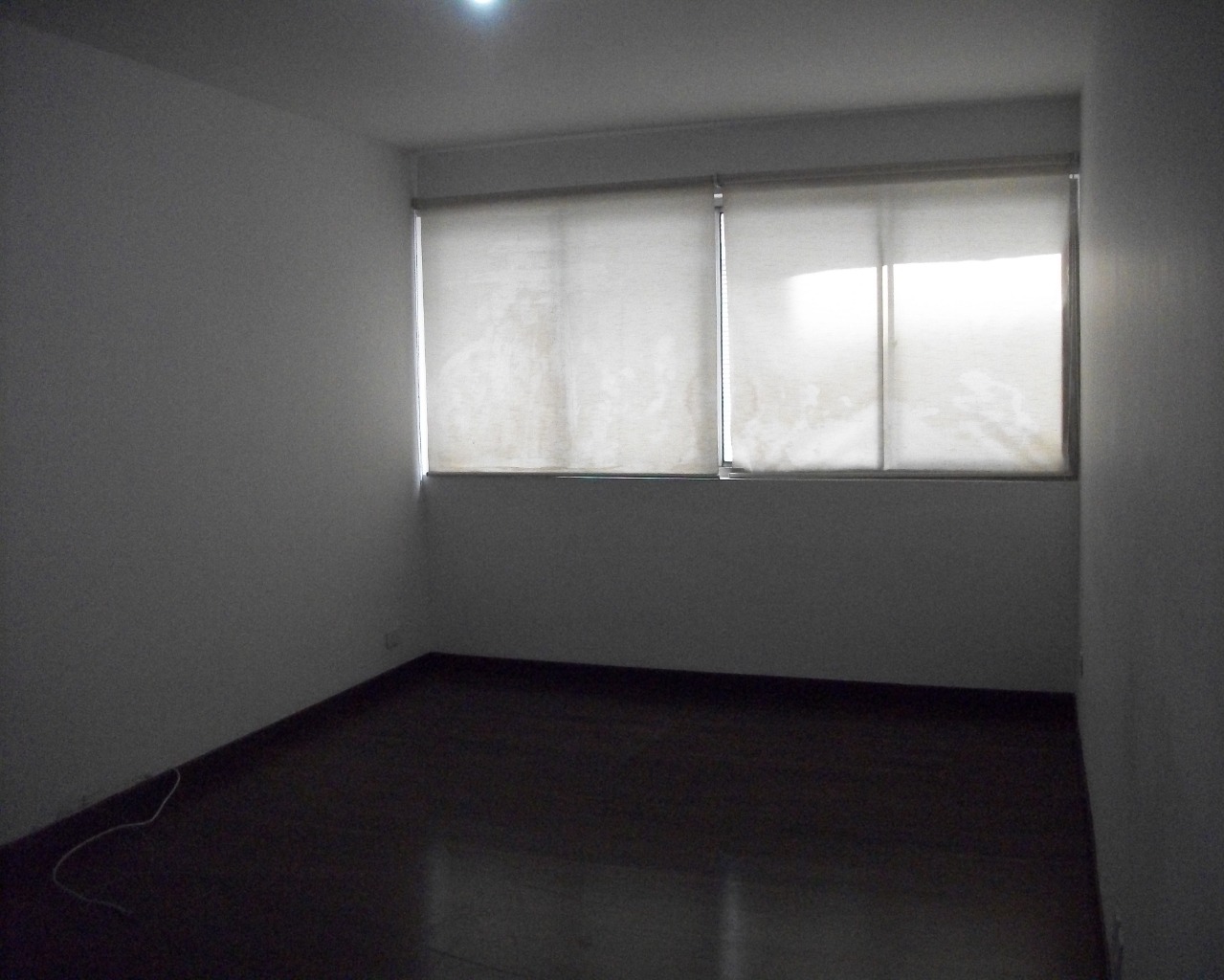 Apartamento à venda com 2 quartos, 85m² - Foto 3