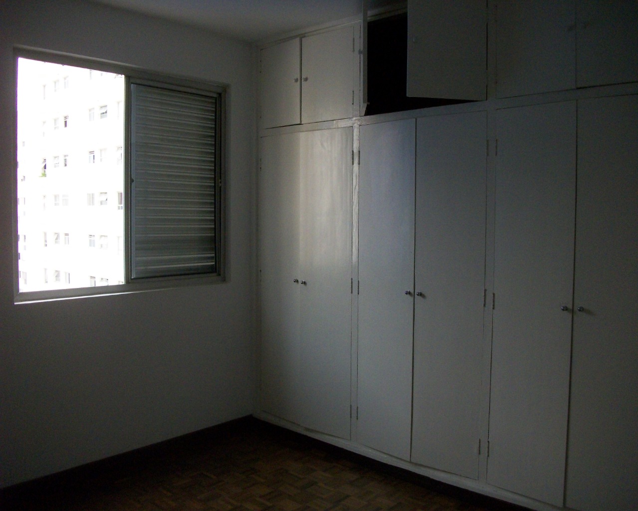 Apartamento à venda com 2 quartos, 85m² - Foto 11