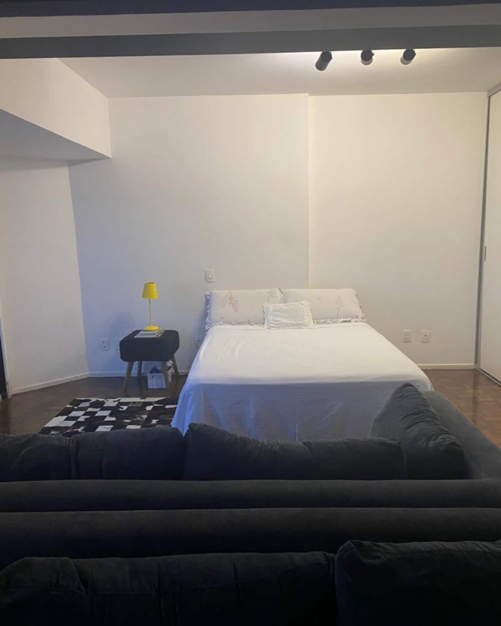 Apartamento para alugar com 1 quarto, 50m² - Foto 11