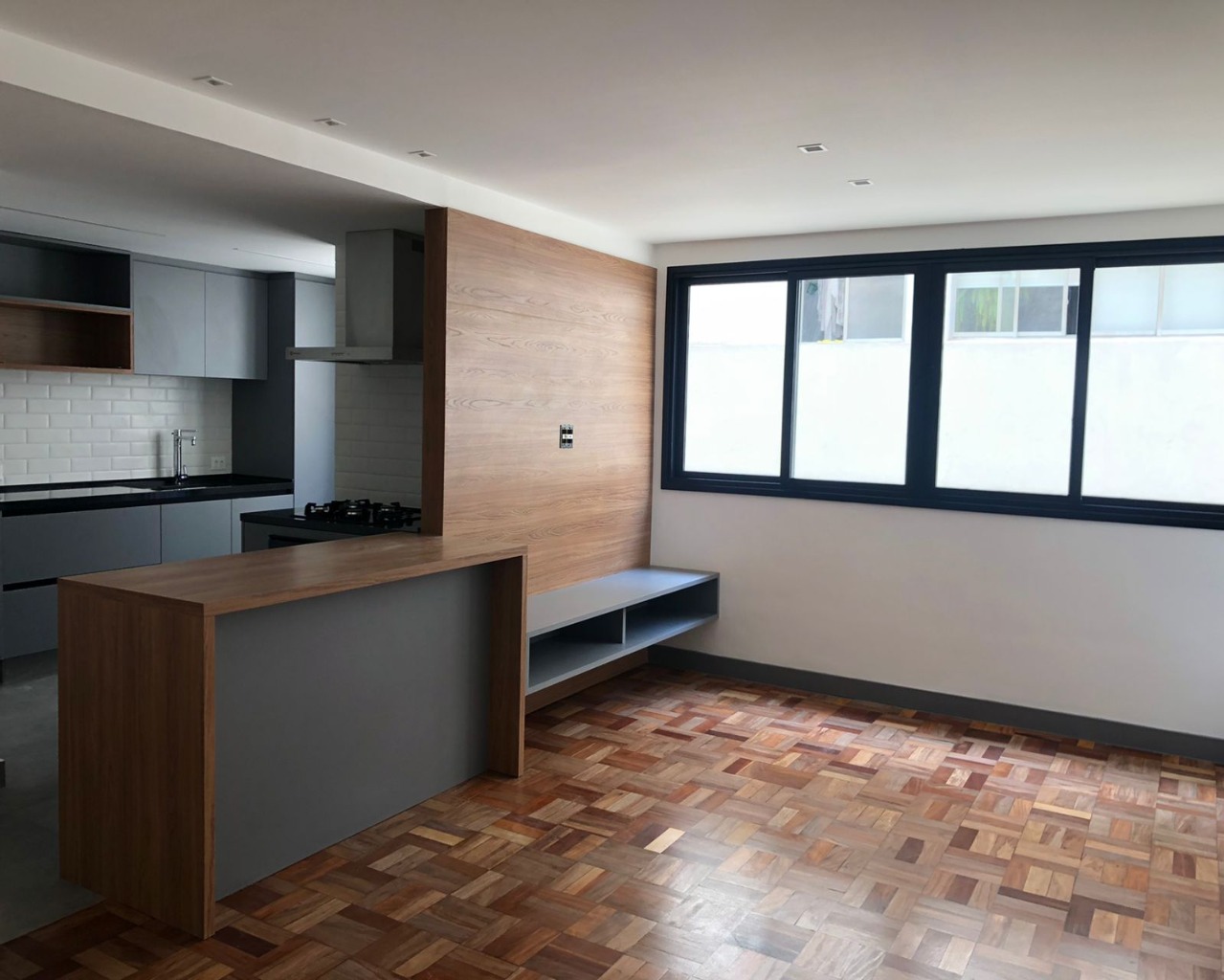 Apartamento para alugar com 2 quartos, 70m² - Foto 1