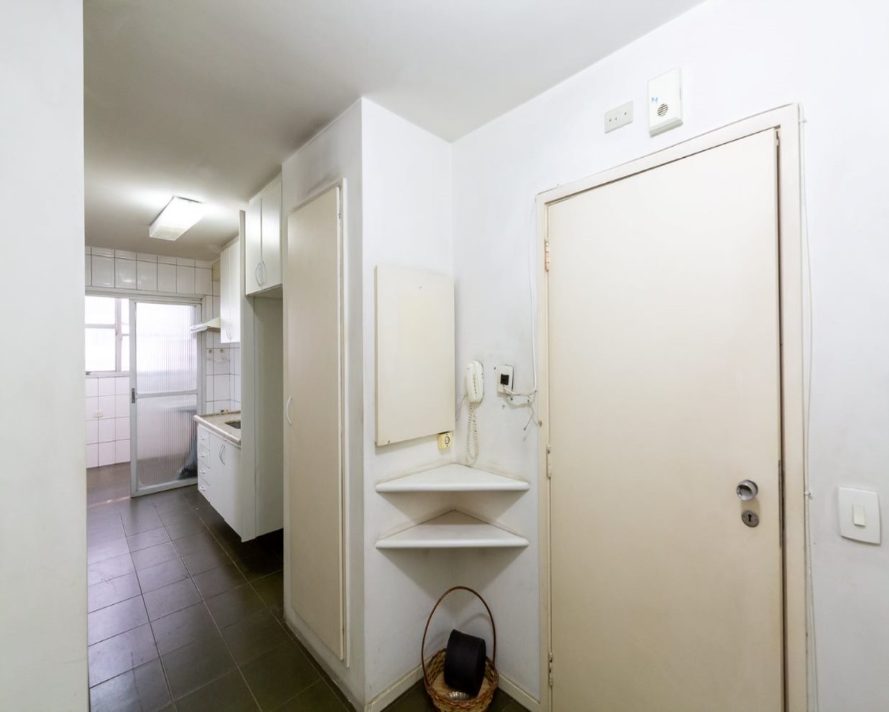 Apartamento para alugar com 3 quartos, 145m² - Foto 27