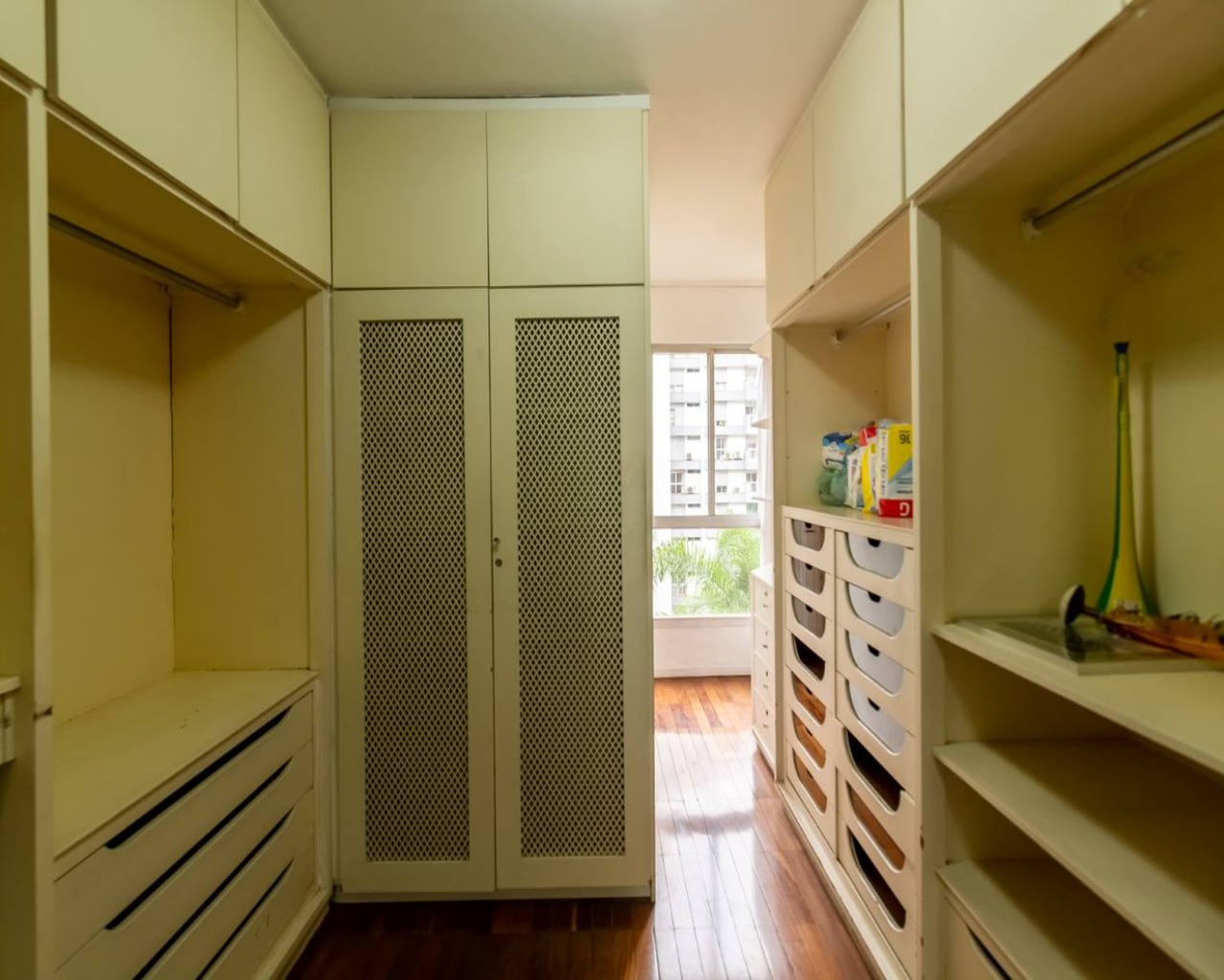 Apartamento para alugar com 3 quartos, 145m² - Foto 21