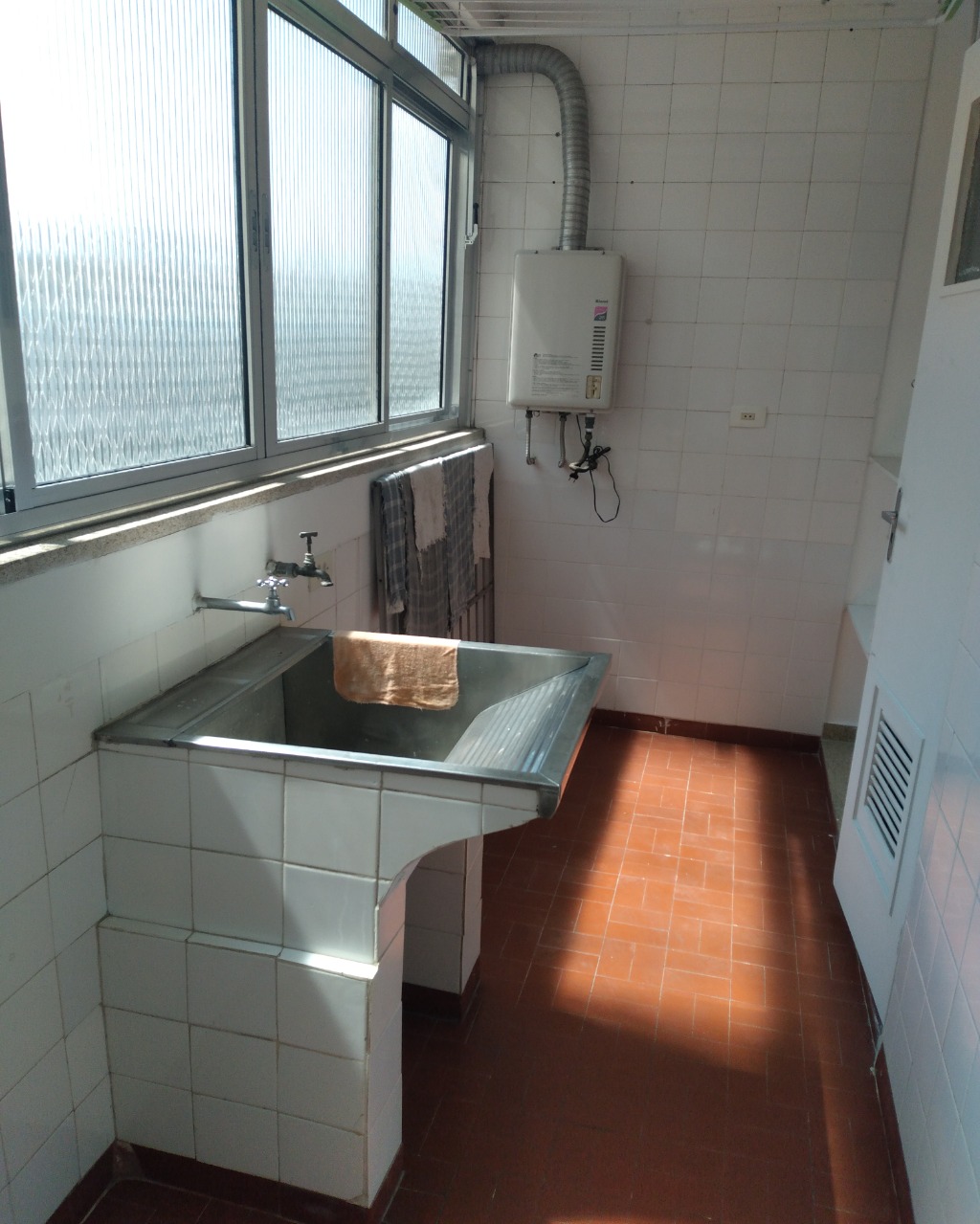 Apartamento para alugar com 3 quartos, 103m² - Foto 5