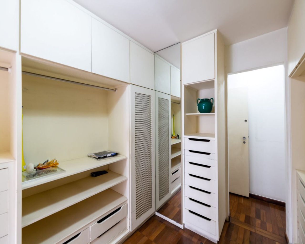 Apartamento para alugar com 3 quartos, 145m² - Foto 23