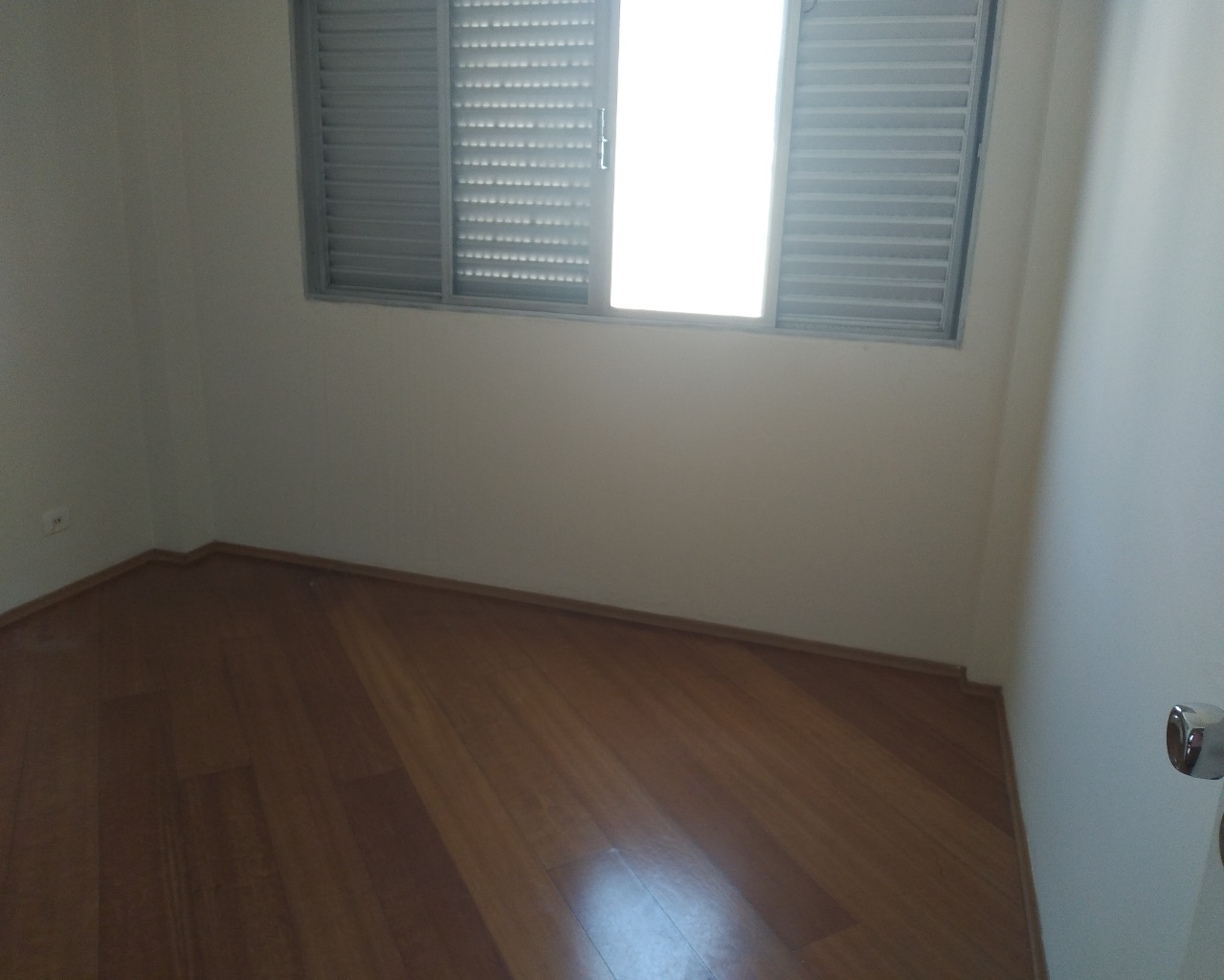 Apartamento para alugar com 3 quartos, 103m² - Foto 16