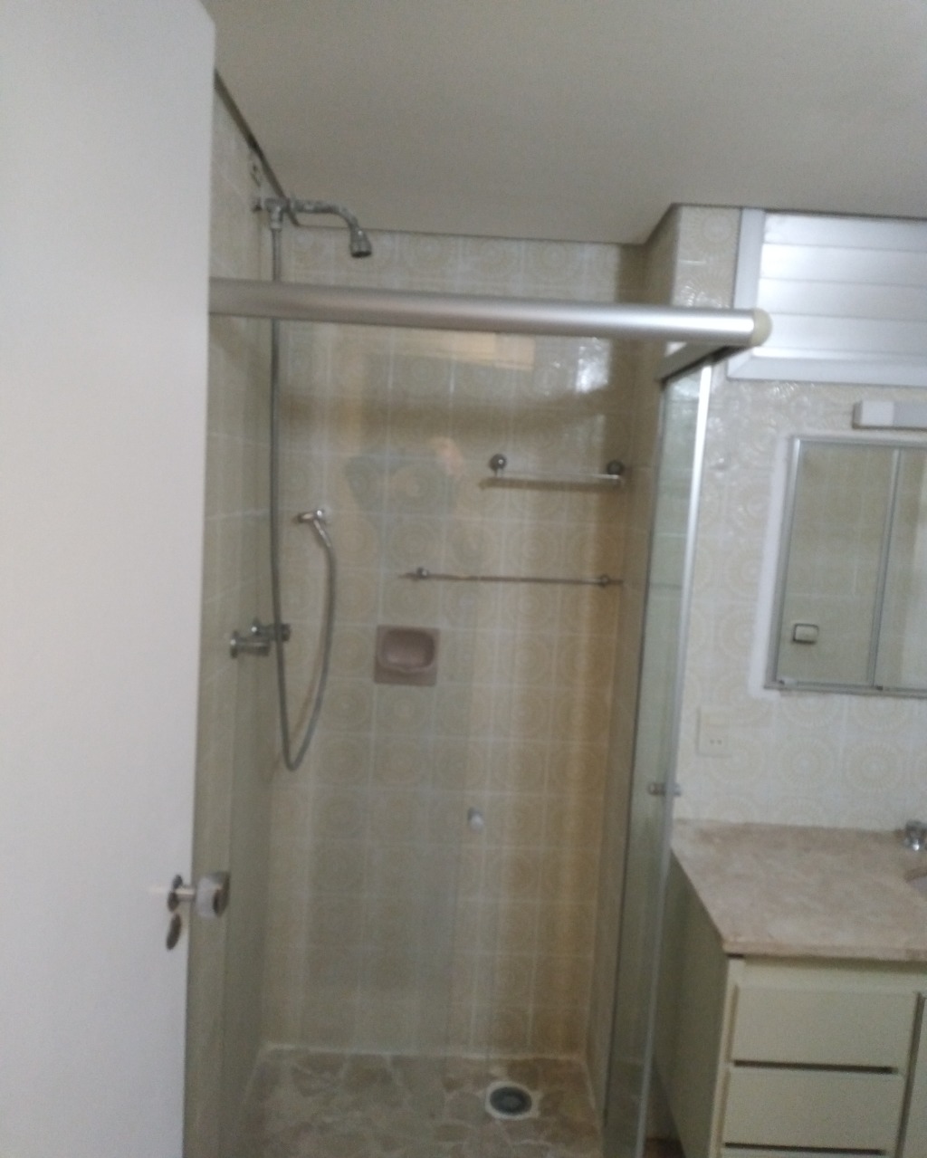 Apartamento para alugar com 2 quartos, 100m² - Foto 13