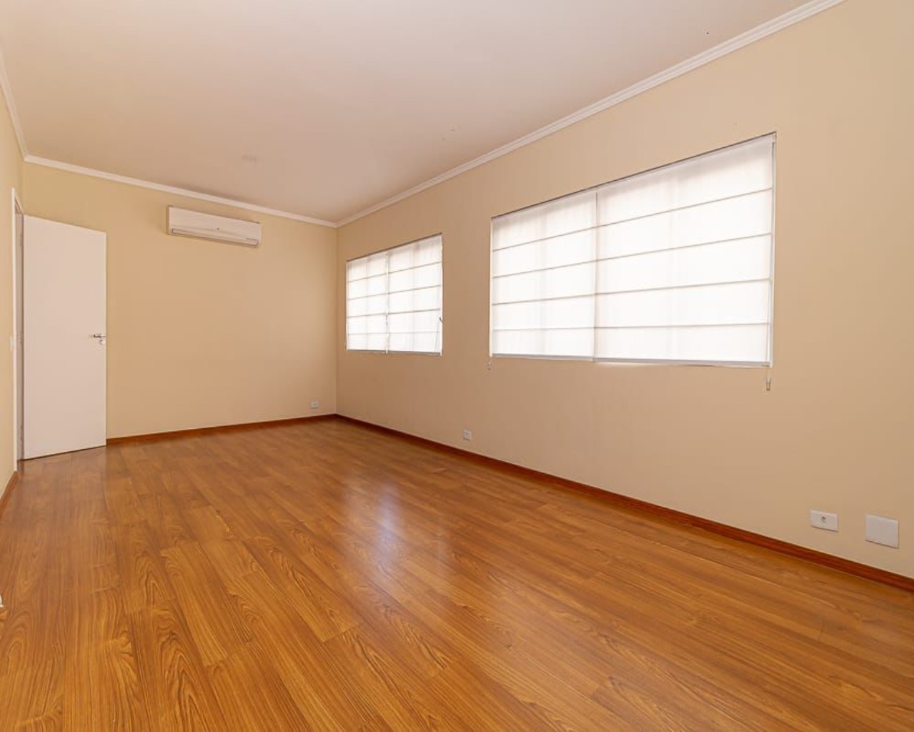 Apartamento para alugar com 3 quartos, 124m² - Foto 1