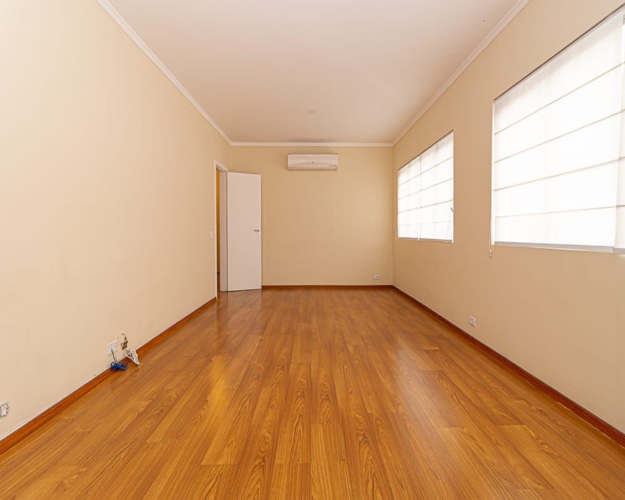 Apartamento para alugar com 3 quartos, 124m² - Foto 2