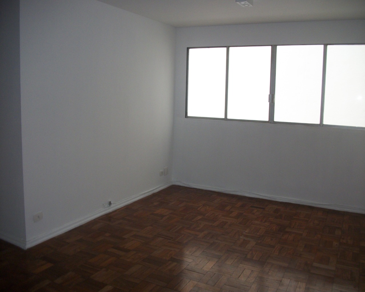 Apartamento para alugar com 2 quartos, 70m² - Foto 9