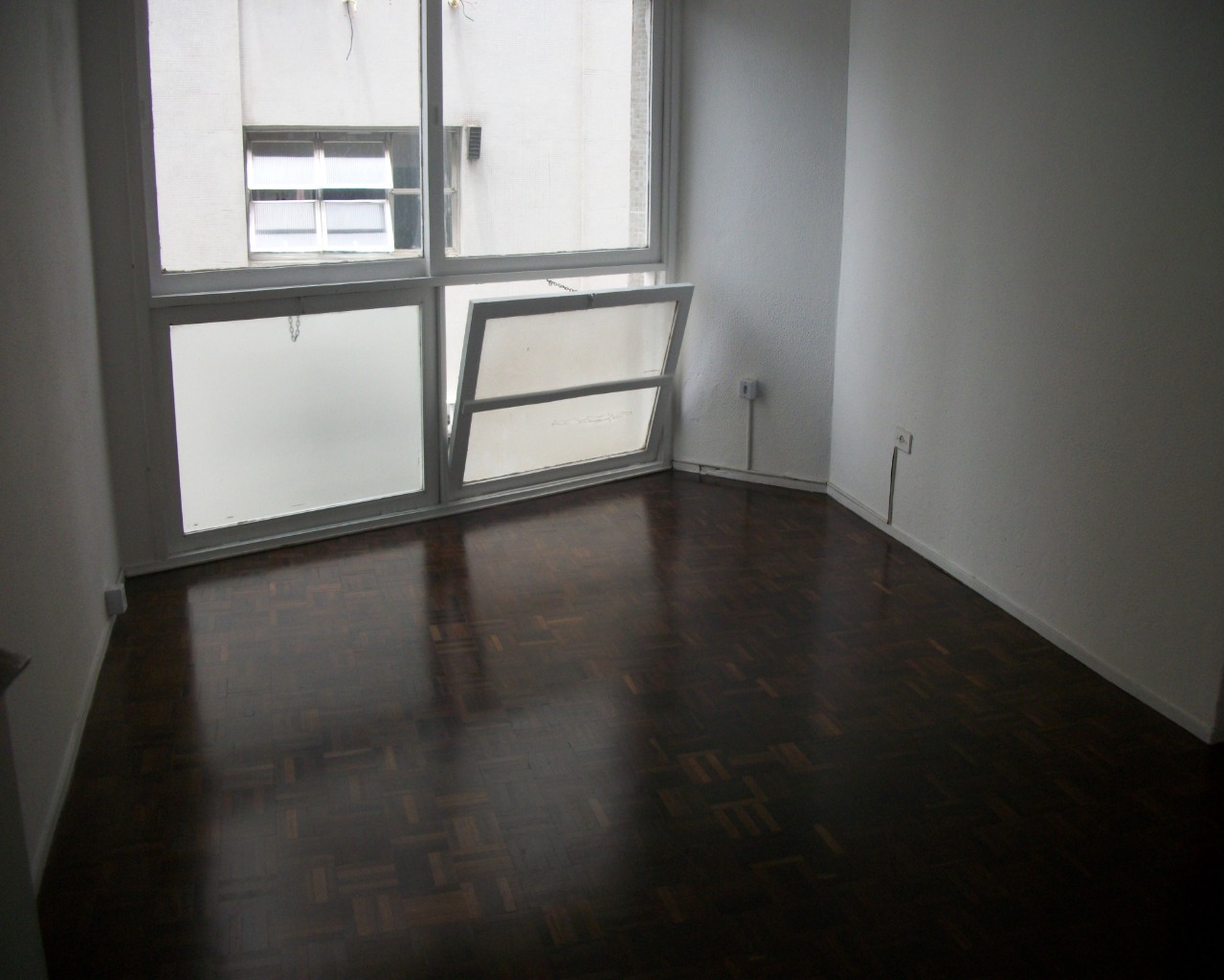 Apartamento para alugar com 1 quarto, 50m² - Foto 12