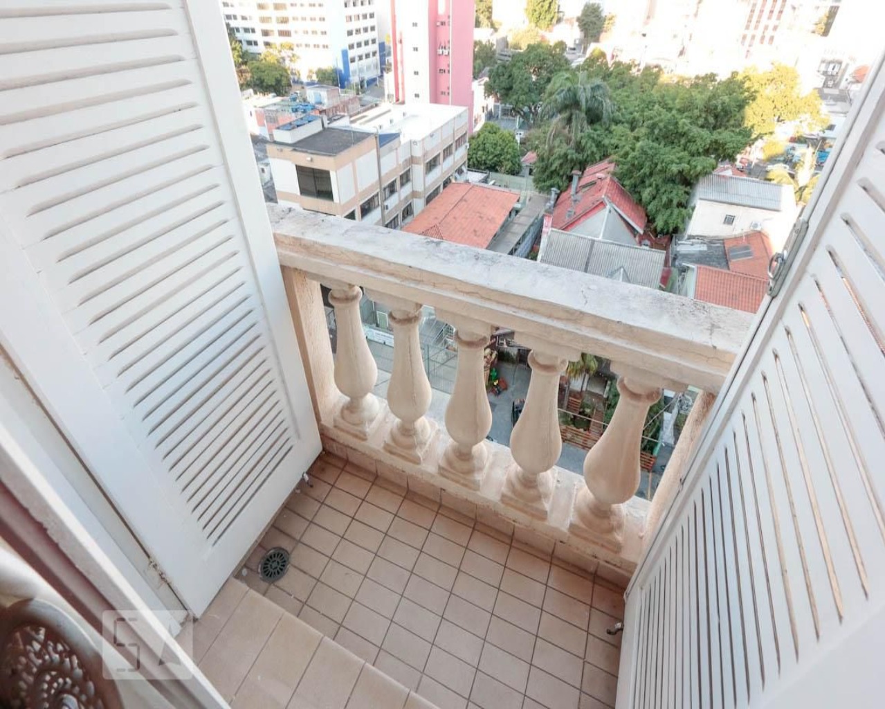 Apartamento à venda com 3 quartos, 126m² - Foto 2