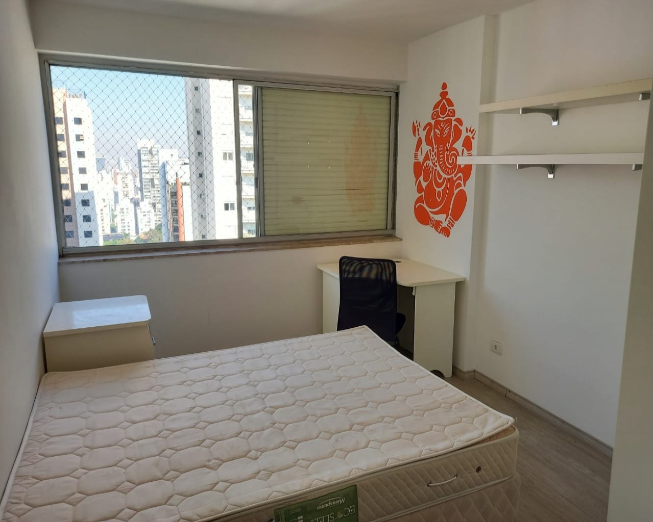 Apartamento para alugar com 3 quartos, 130m² - Foto 18