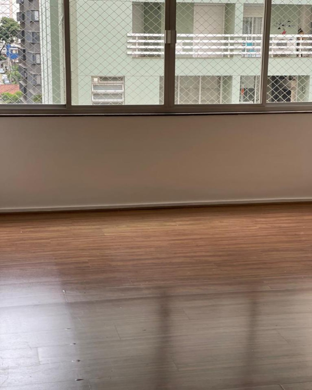 Apartamento para alugar com 3 quartos, 130m² - Foto 7