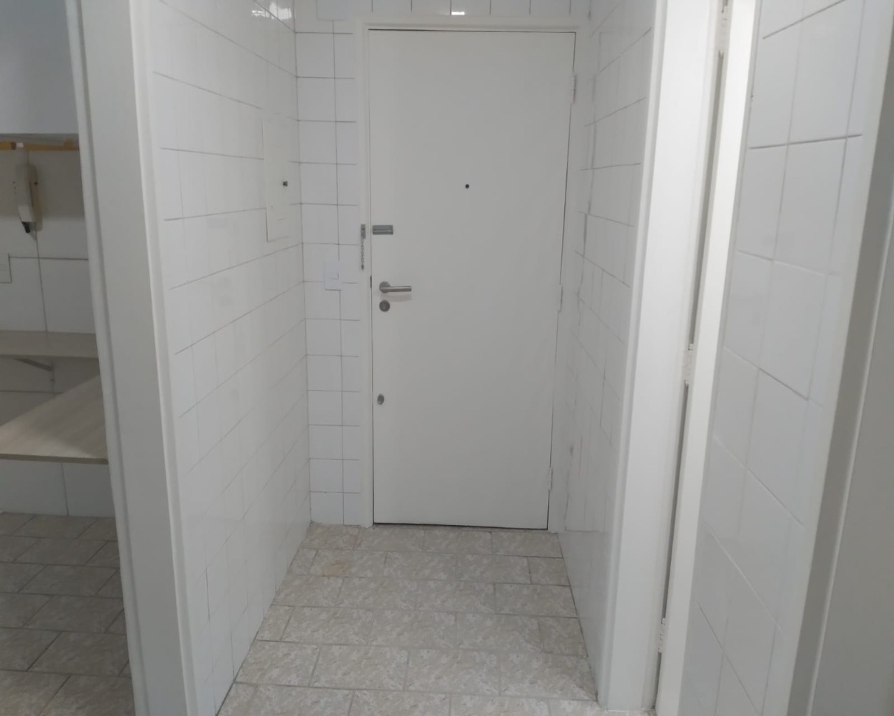 Apartamento para alugar com 2 quartos, 85m² - Foto 18