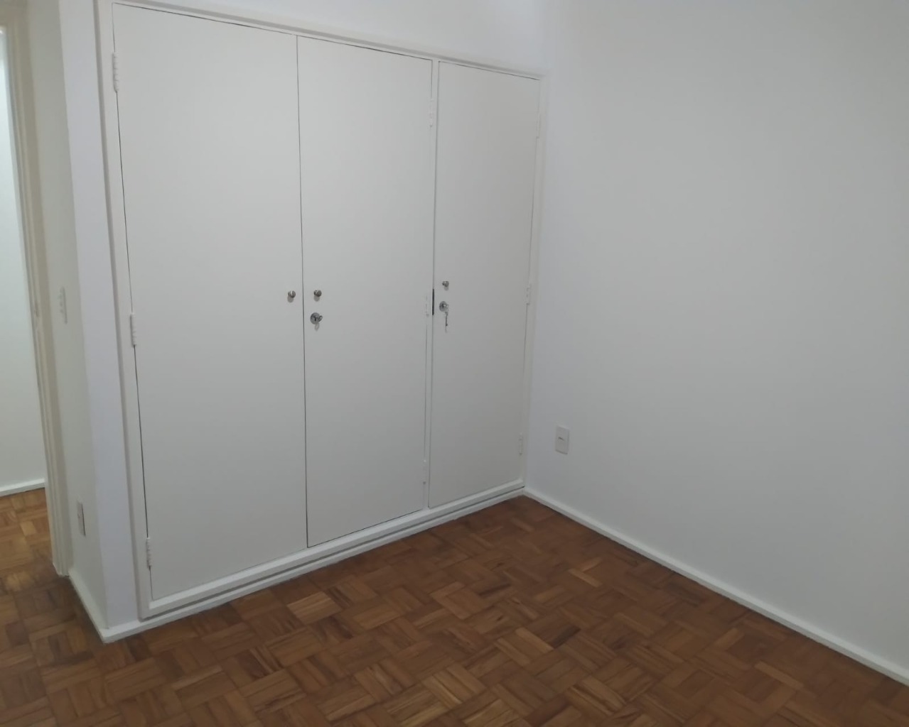 Apartamento para alugar com 2 quartos, 85m² - Foto 15