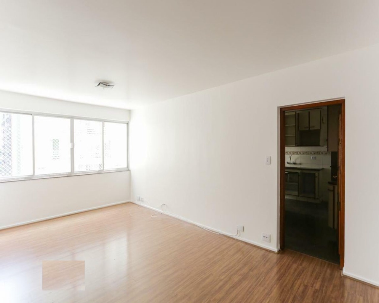 Apartamento para alugar com 3 quartos, 130m² - Foto 1