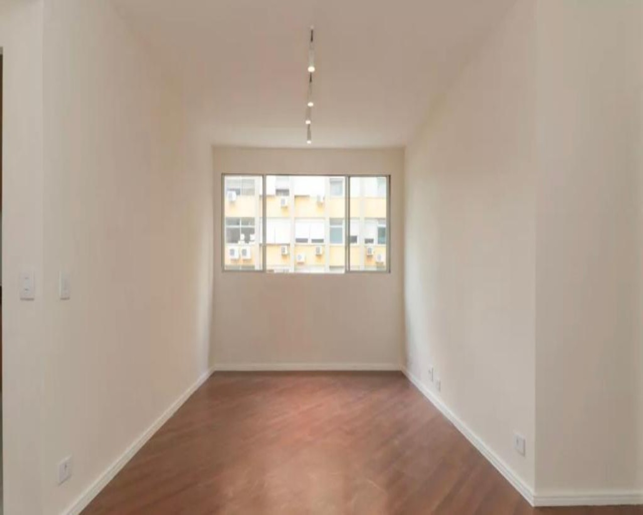 Apartamento para alugar com 2 quartos, 70m² - Foto 13