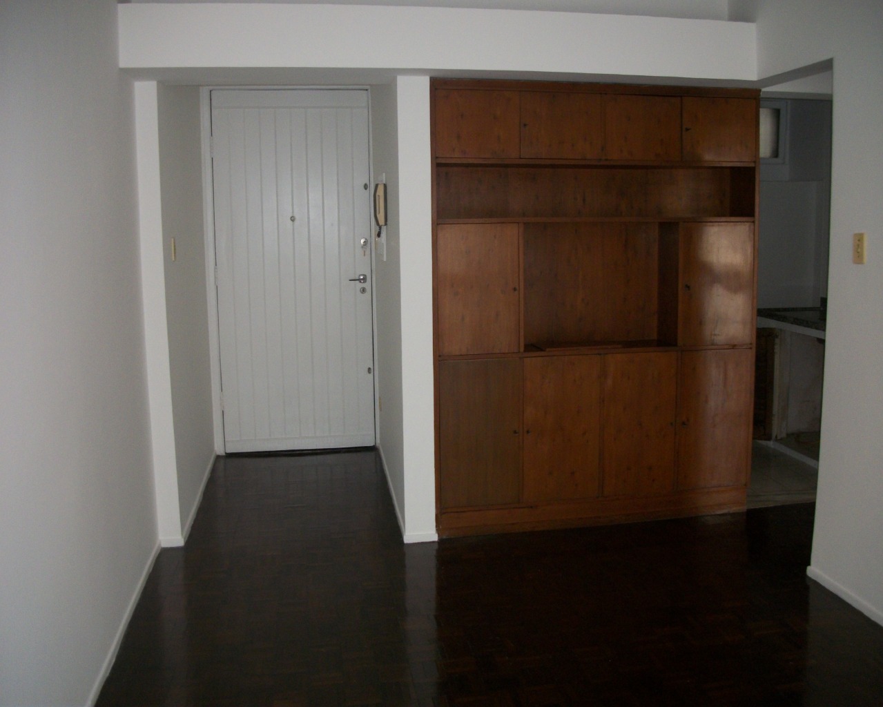 Apartamento à venda com 1 quarto, 50m² - Foto 2