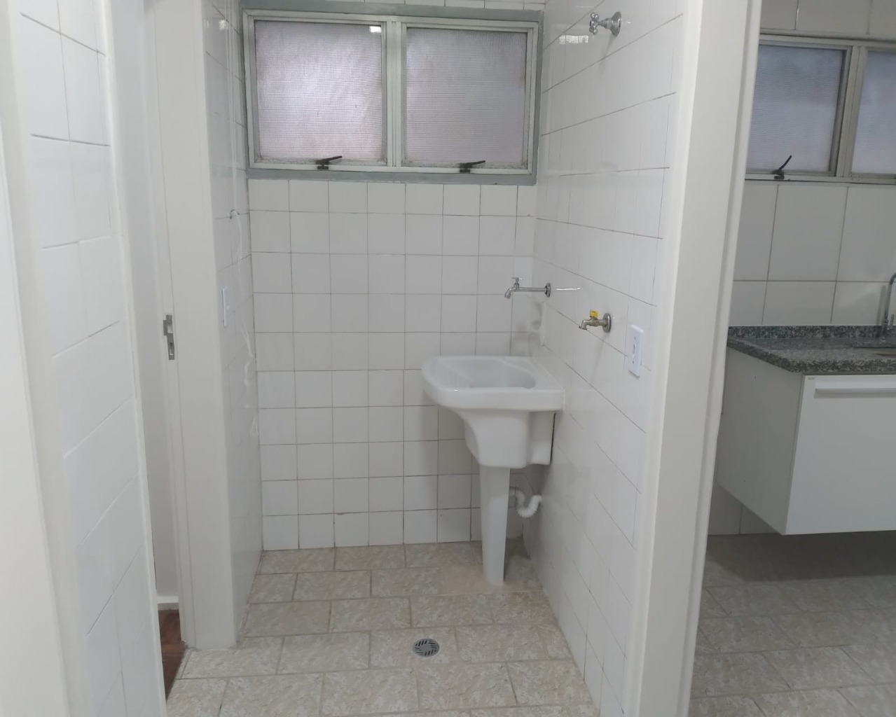 Apartamento para alugar com 2 quartos, 85m² - Foto 12