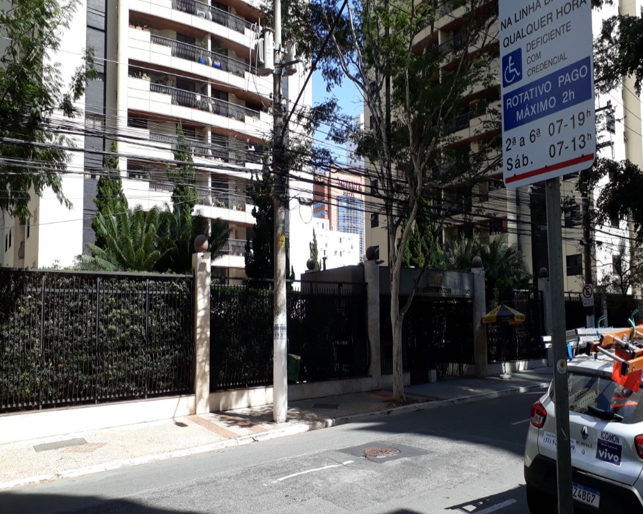 Apartamento para alugar com 3 quartos, 156m² - Foto 17