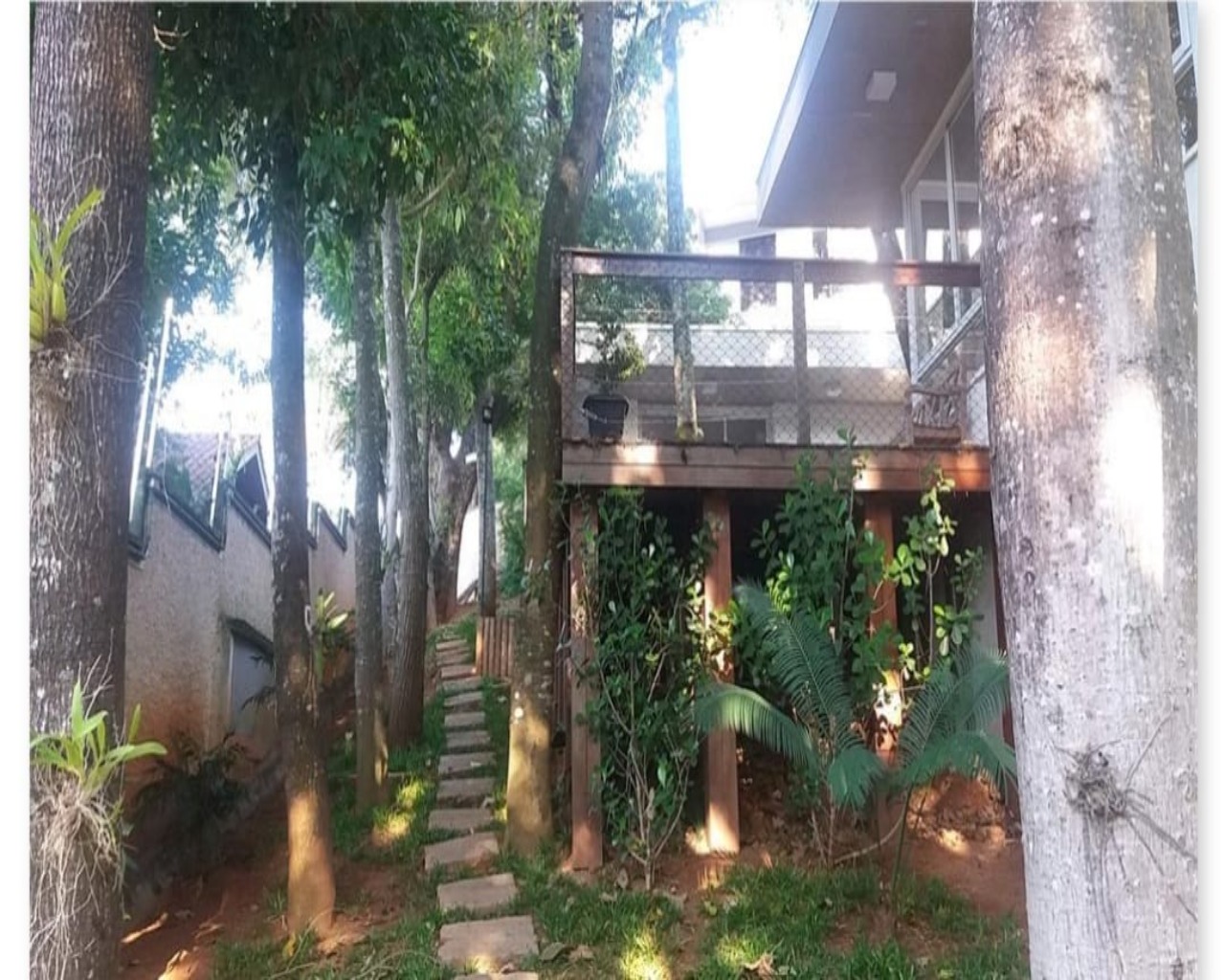 Casa de Condomínio à venda com 3 quartos, 225m² - Foto 1