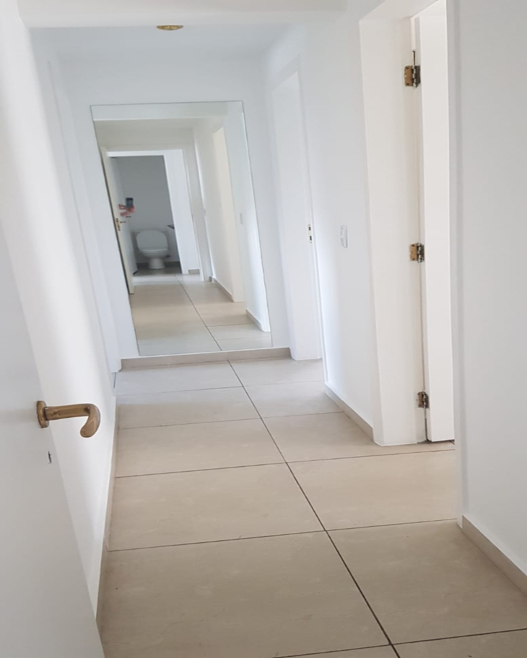 Apartamento à venda com 3 quartos, 110m² - Foto 3