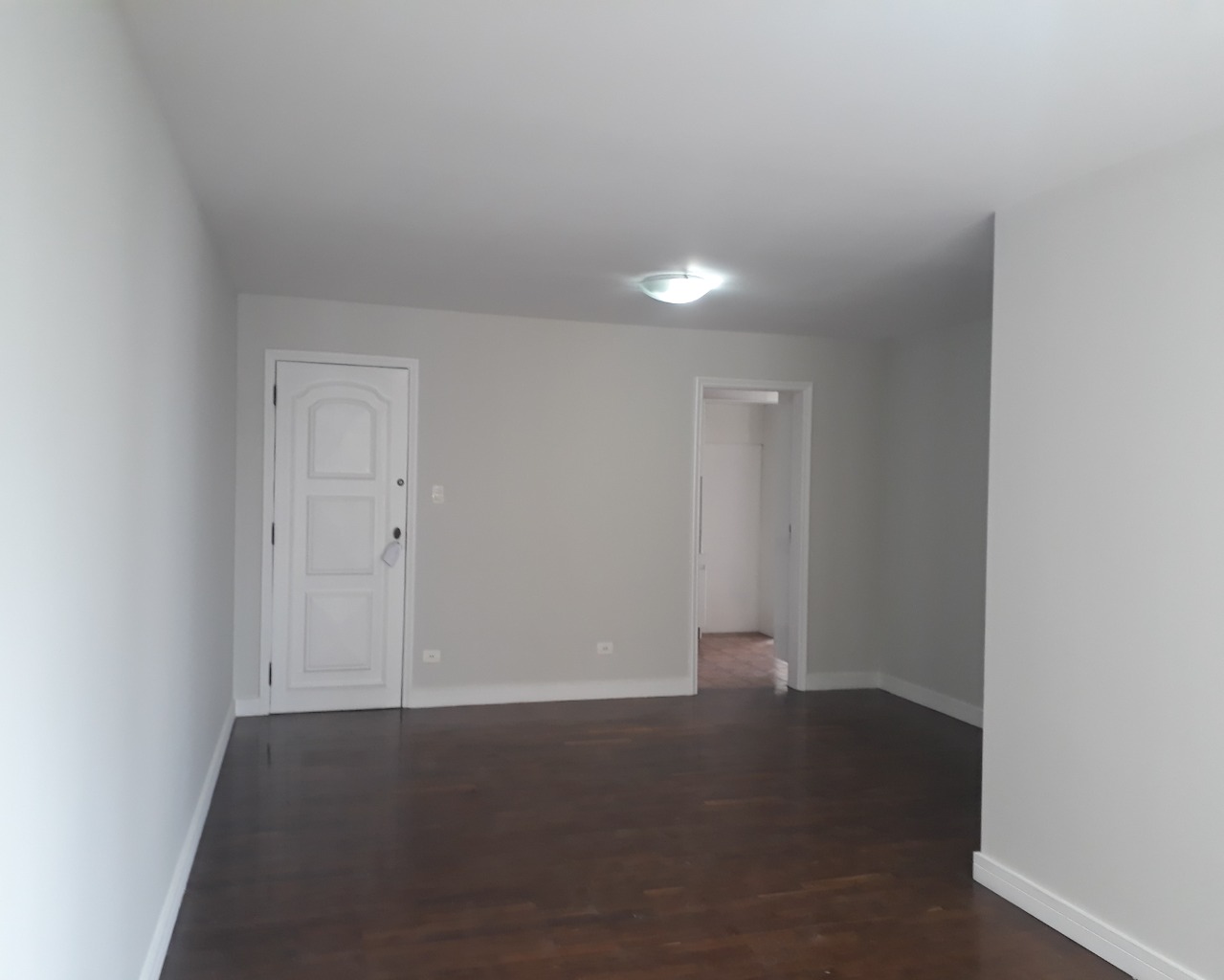 Apartamento para alugar com 3 quartos, 130m² - Foto 4