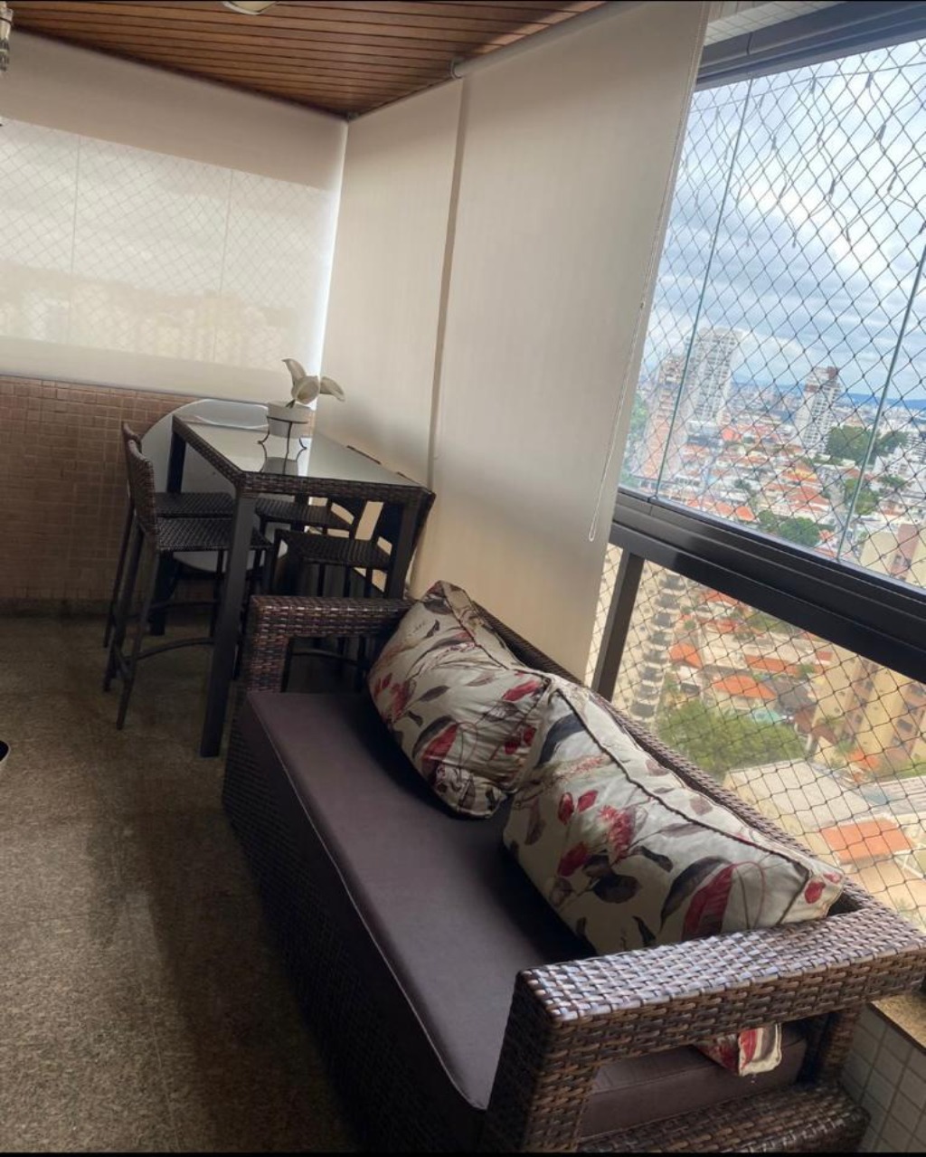 Apartamento à venda com 3 quartos, 140m² - Foto 1