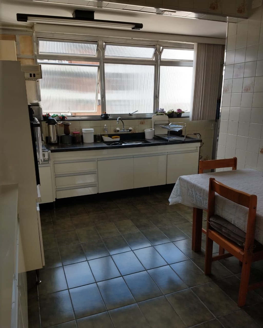 Apartamento à venda com 3 quartos, 160m² - Foto 13