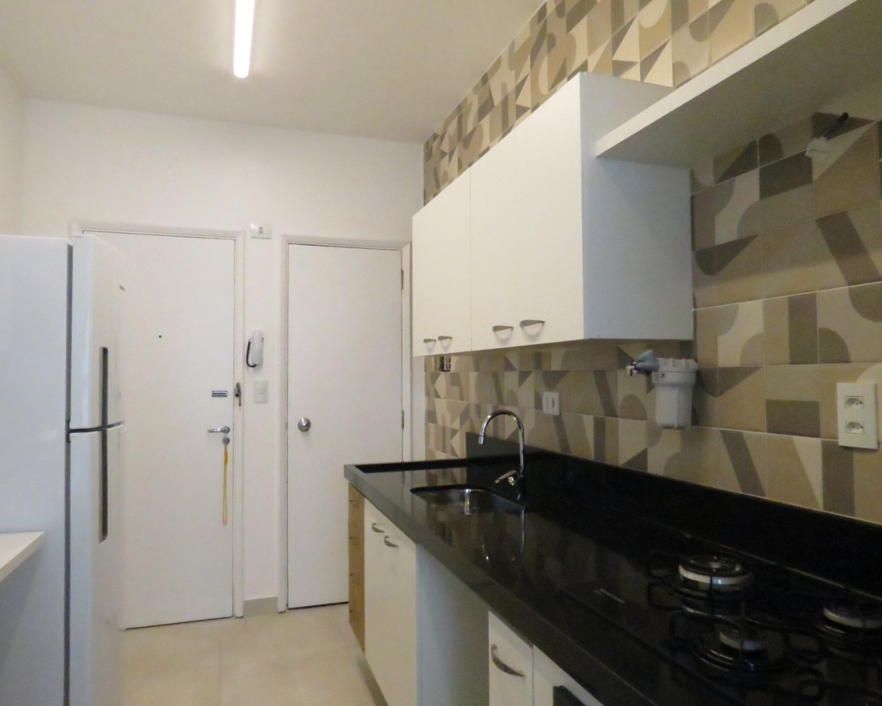 Apartamento para alugar com 2 quartos, 97m² - Foto 26