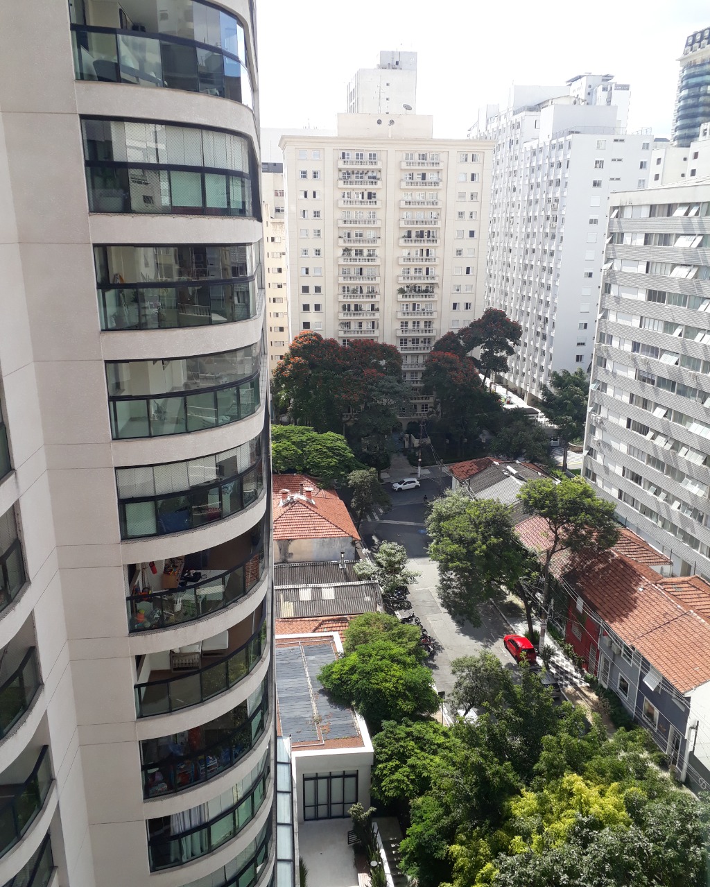 Apartamento para alugar com 2 quartos, 114m² - Foto 32