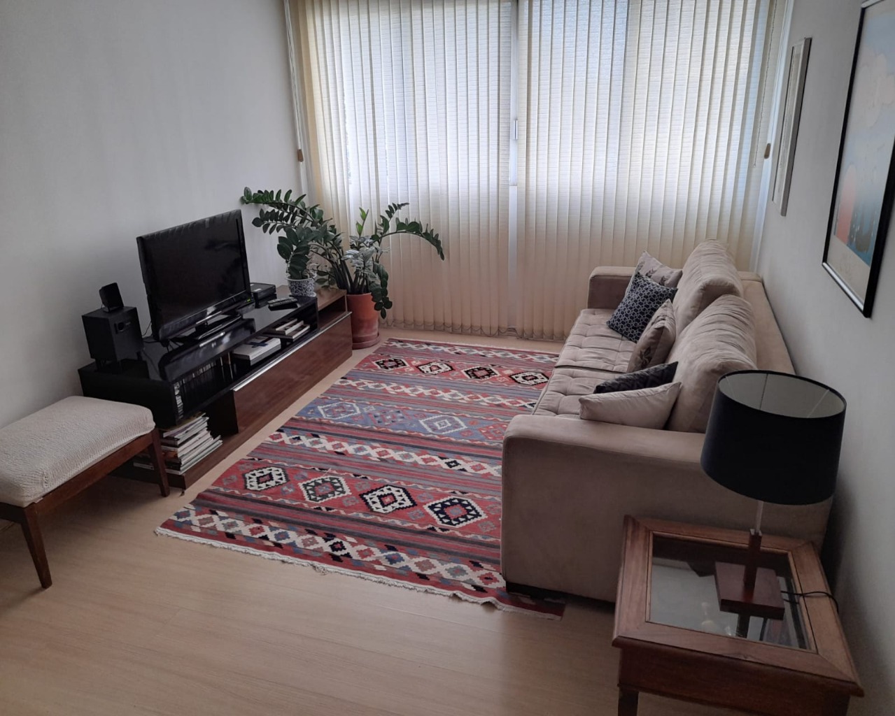 Apartamento para alugar com 2 quartos, 70m² - Foto 2