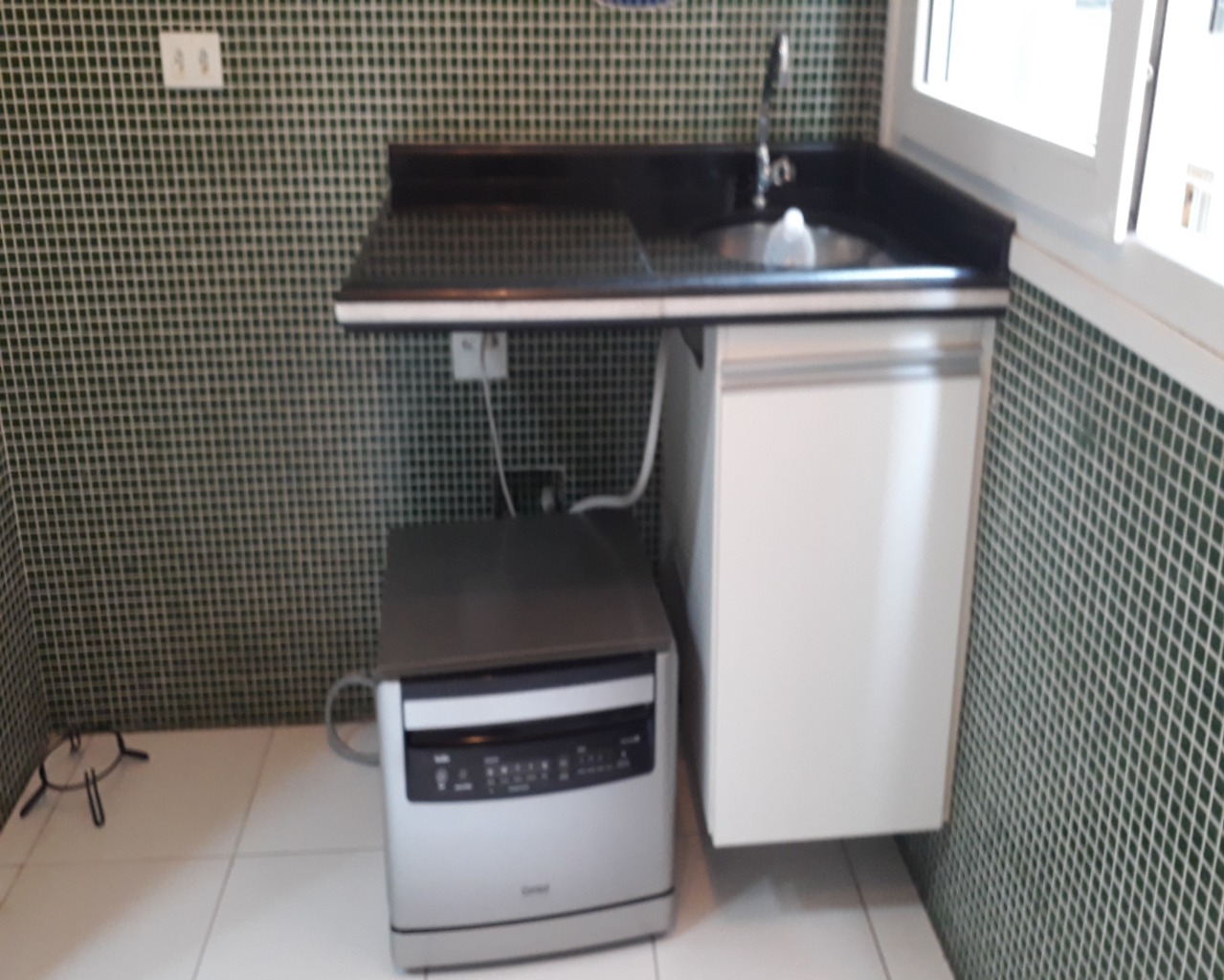 Apartamento para alugar com 2 quartos, 112m² - Foto 13